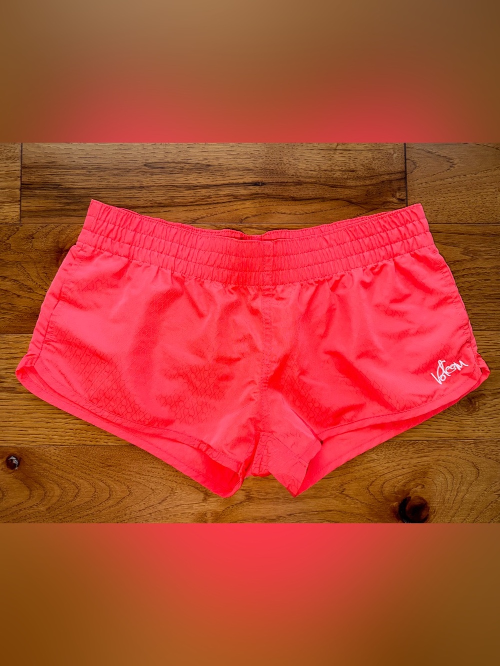 Volcom Coral Board Shorts Size M with Pockets!